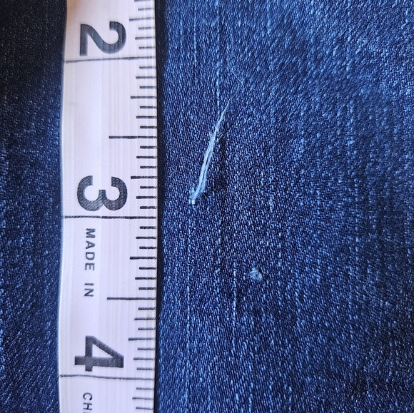 Hollister Distressed Jeans 3S - Picture 6 of 6